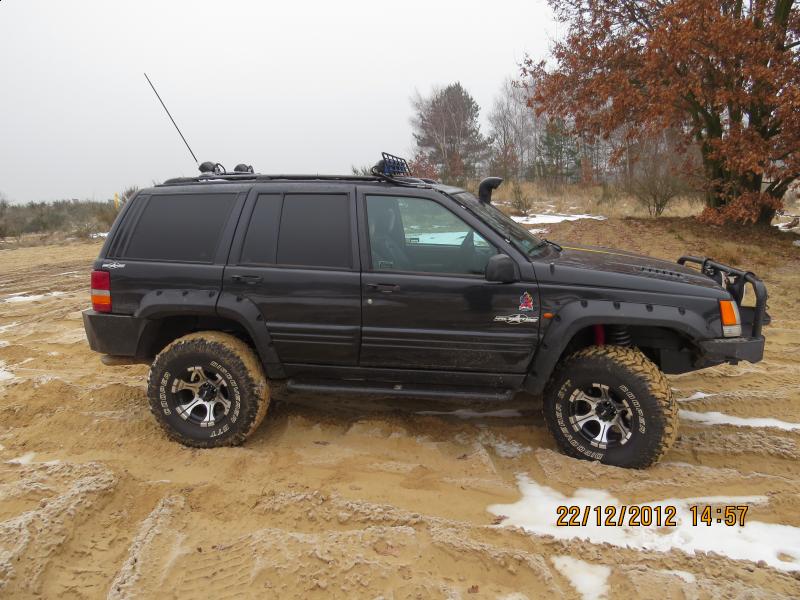 jeep 325.JPG
